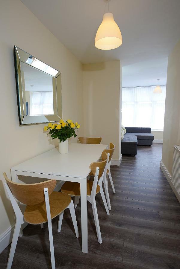 Twelve Apartments Blackpool Exterior foto